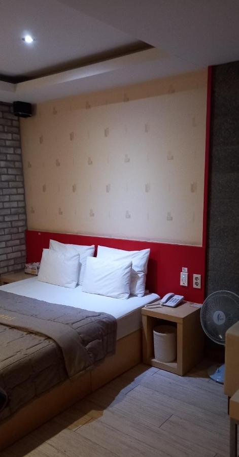 Design Motel T Ilsan Ni Exterior foto